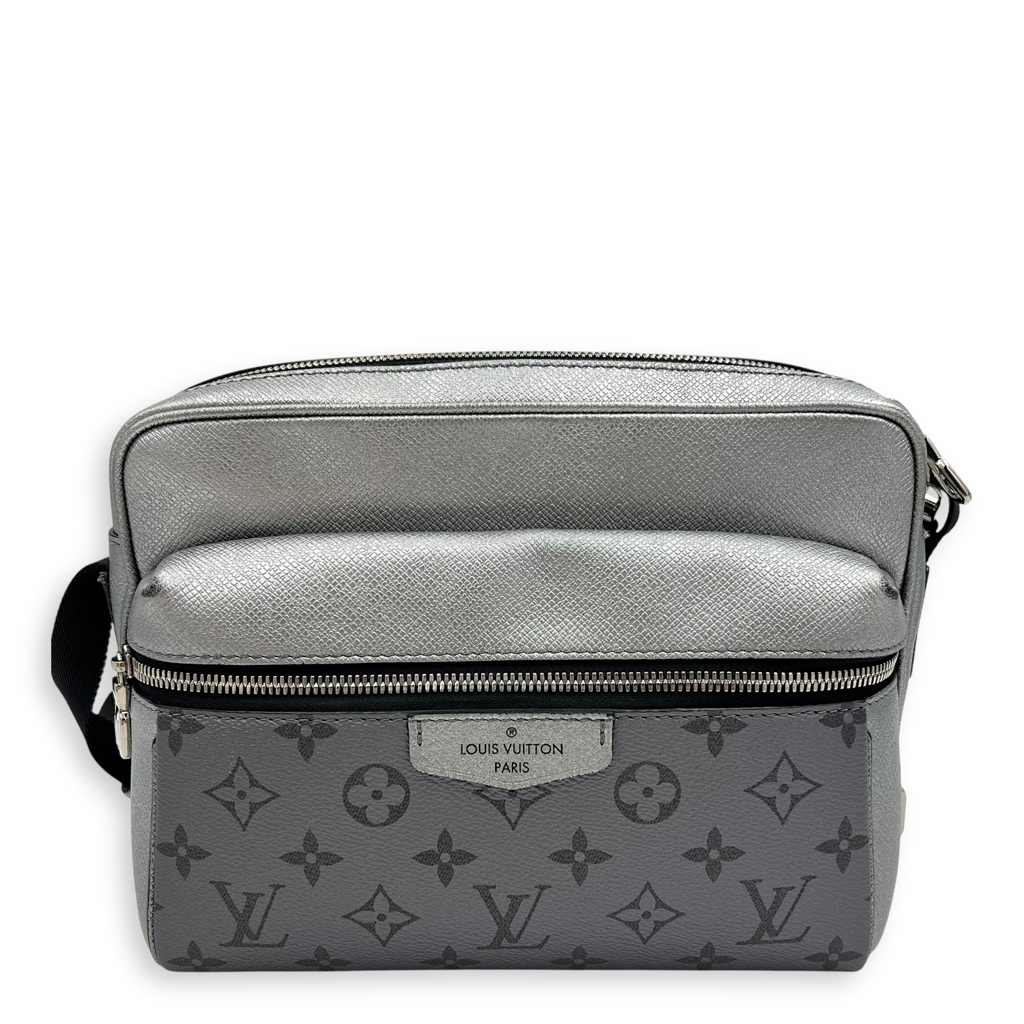 Louis Vuitton Logo Silver Messenger in Monogram Coated Canvas, Silver hardware_1