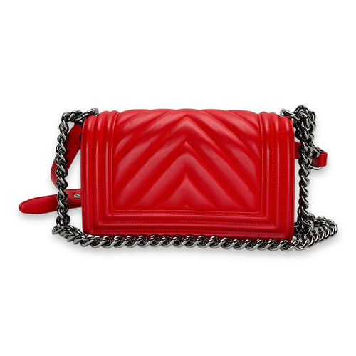 Boy Small Red Shoulder Bag in Lambskin, Gunmetal hardware