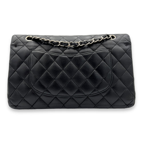 Classic Flap Medium Black Shoulder Bag in Lambskin, Silver hardware