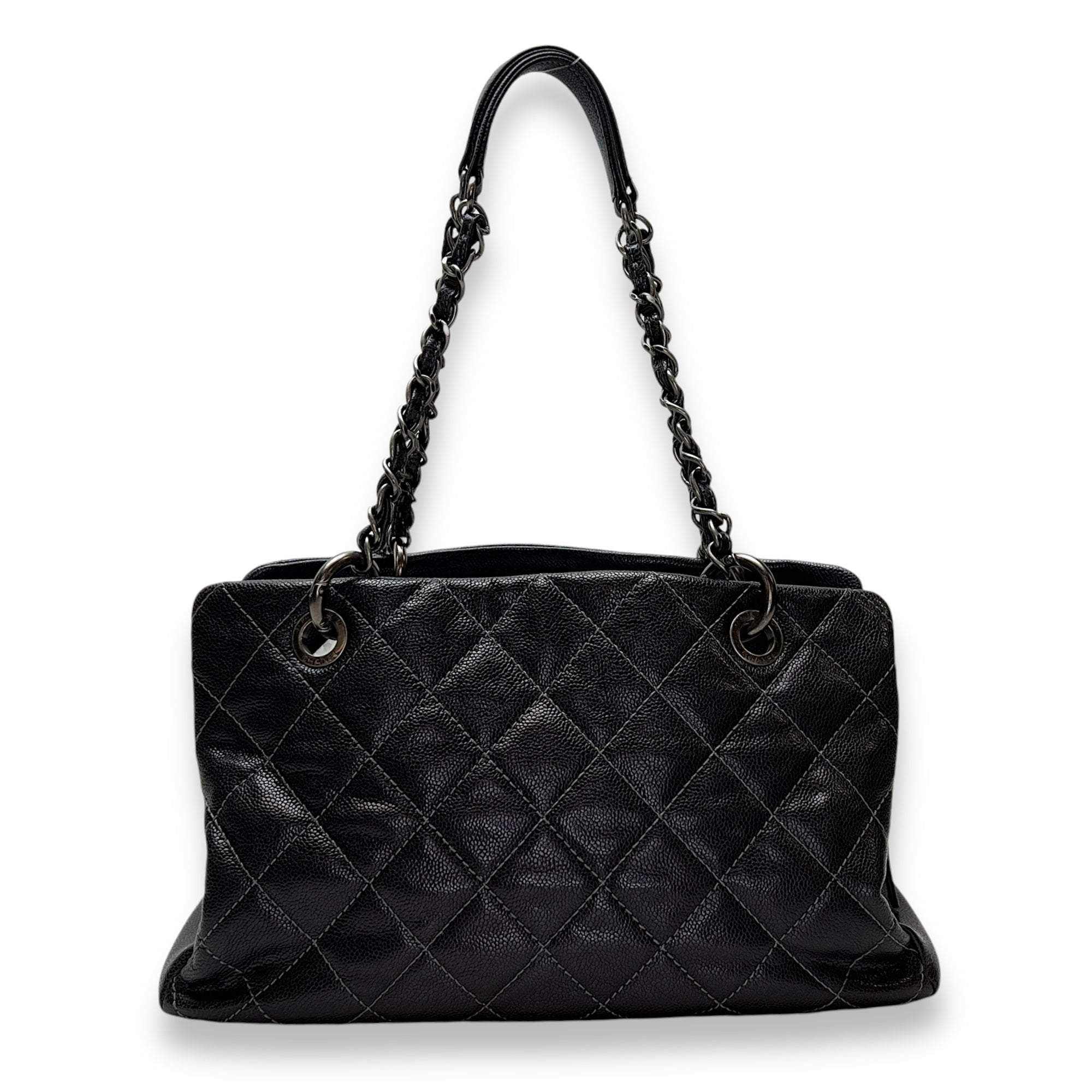 Chic Black Shoulder Bag in Caviar Leather, Silver hardware