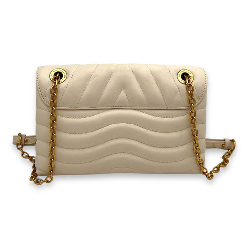 Chain Wave Beige Crossbody Bag in Calfskin, Gold hardware