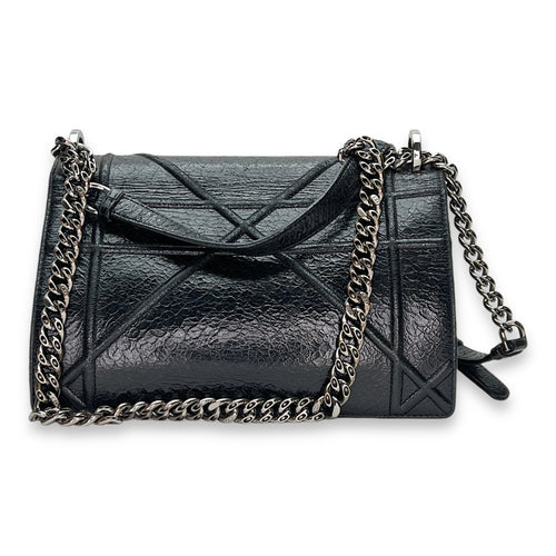 Diorama Medium Shoulder bag in Distressed leather, Silver Hardware