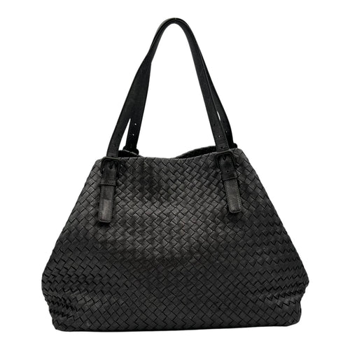 Intrecciato Shoulder Bag Metallic Grey in Calfskin, Gunmetal hardware