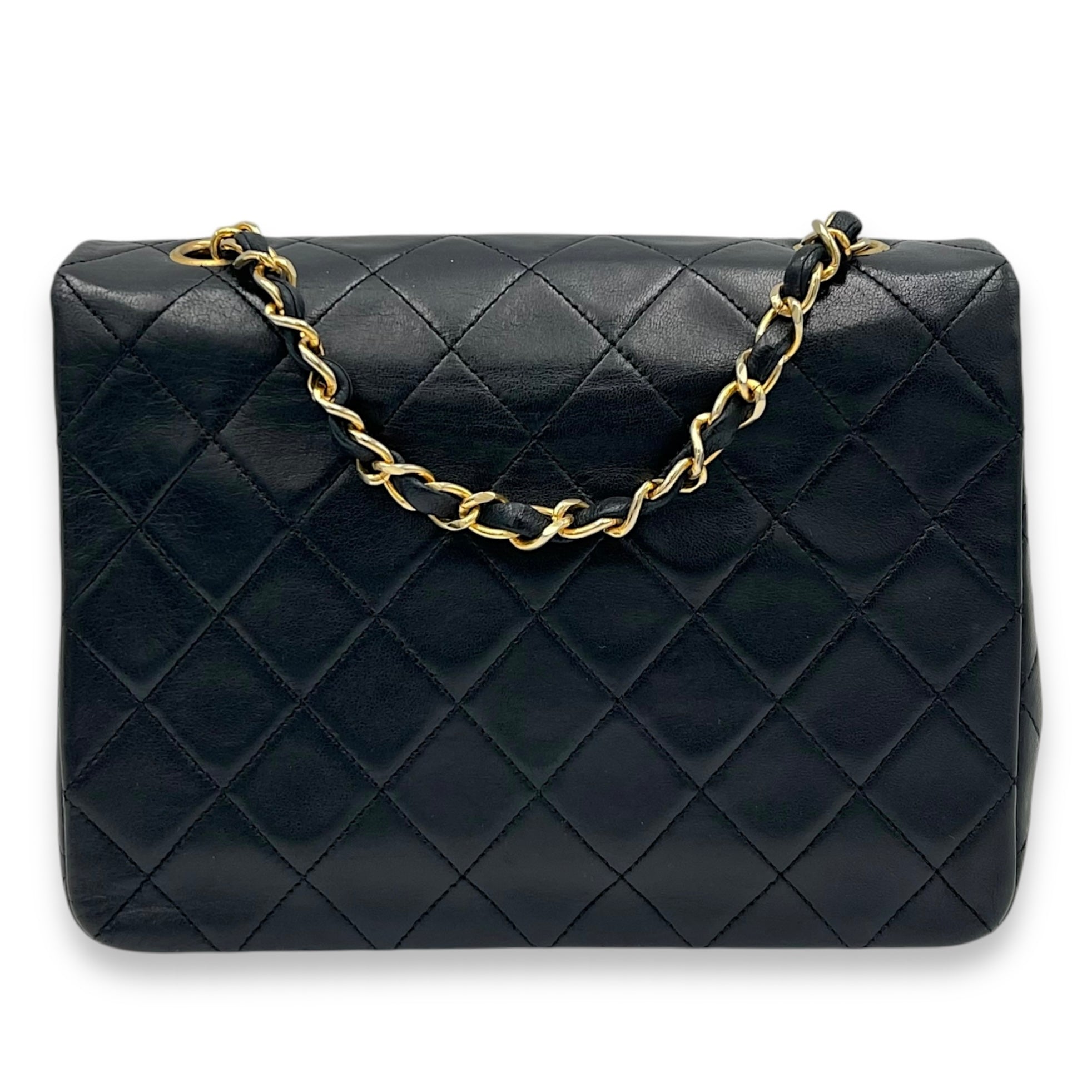 Chanel Vintage Classic Square Black Shoulder Bag in Lambskin, Gold hardware_2