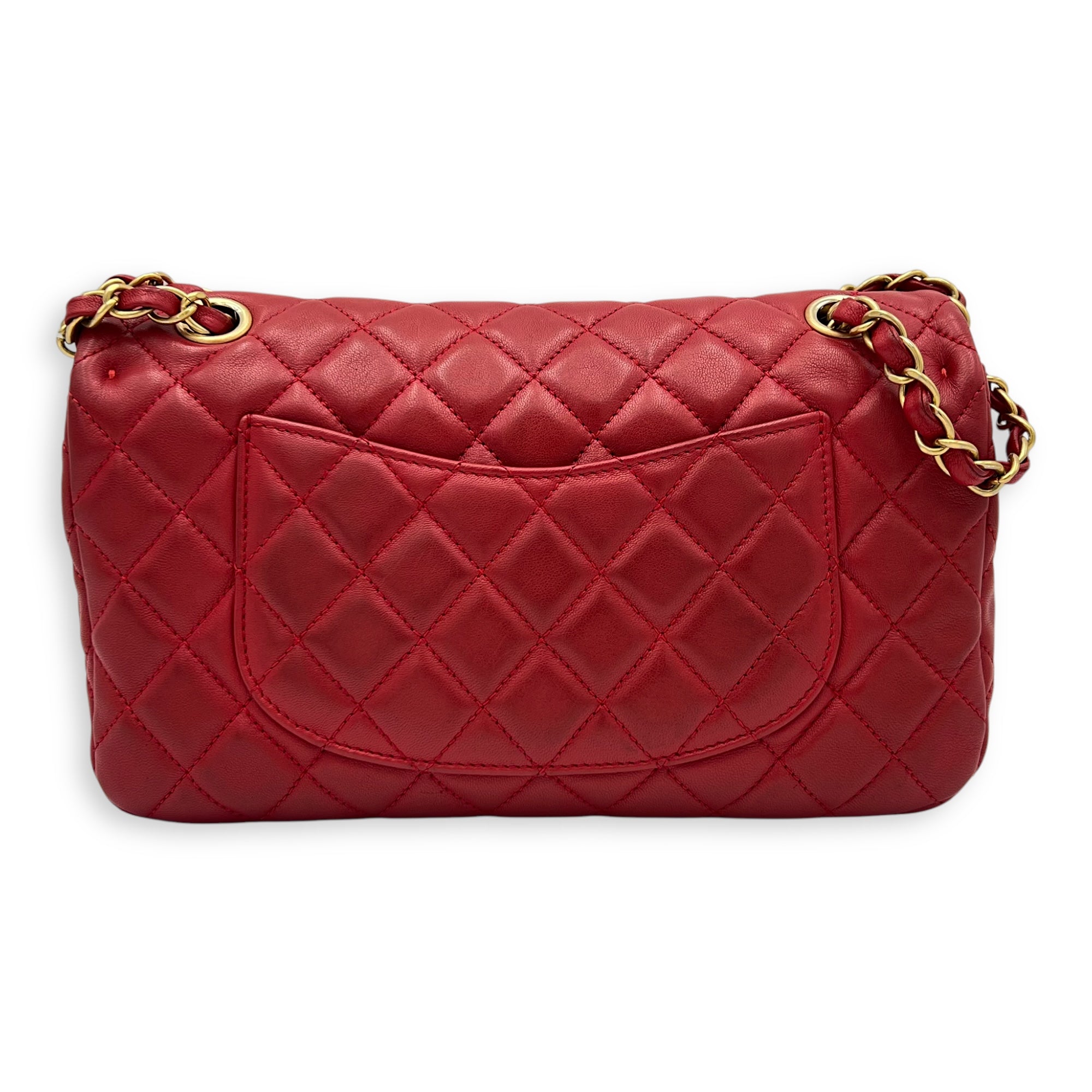 Chanel Cruise Charm Shoulder Bag Red in Lambskin, Gold hardware_2