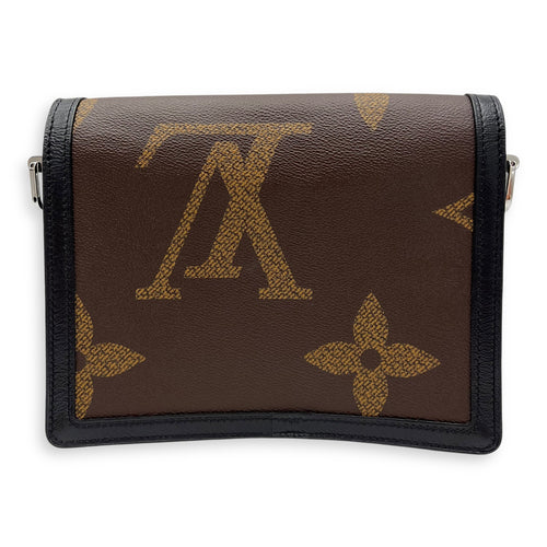 Louis Vuitton Dauphine Reverse Giant MM Brown Shoulder Bag in Coated Canvas, Silver hardware_2