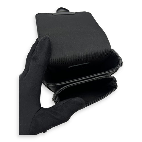 Louis Vuitton S-Lock Crossbody Bag Black in Taurillon Leather, Lacquered Metal hardware_6