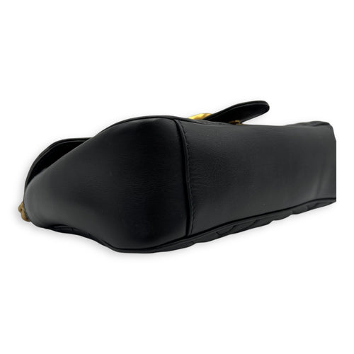 Gucci GG Marmont Shoulder Bag Black in Calfskin, Gold hardware_8