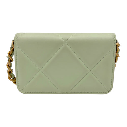 Chanel C19 Wallet On Chain Green in Lambskin, Mixed hardware_2