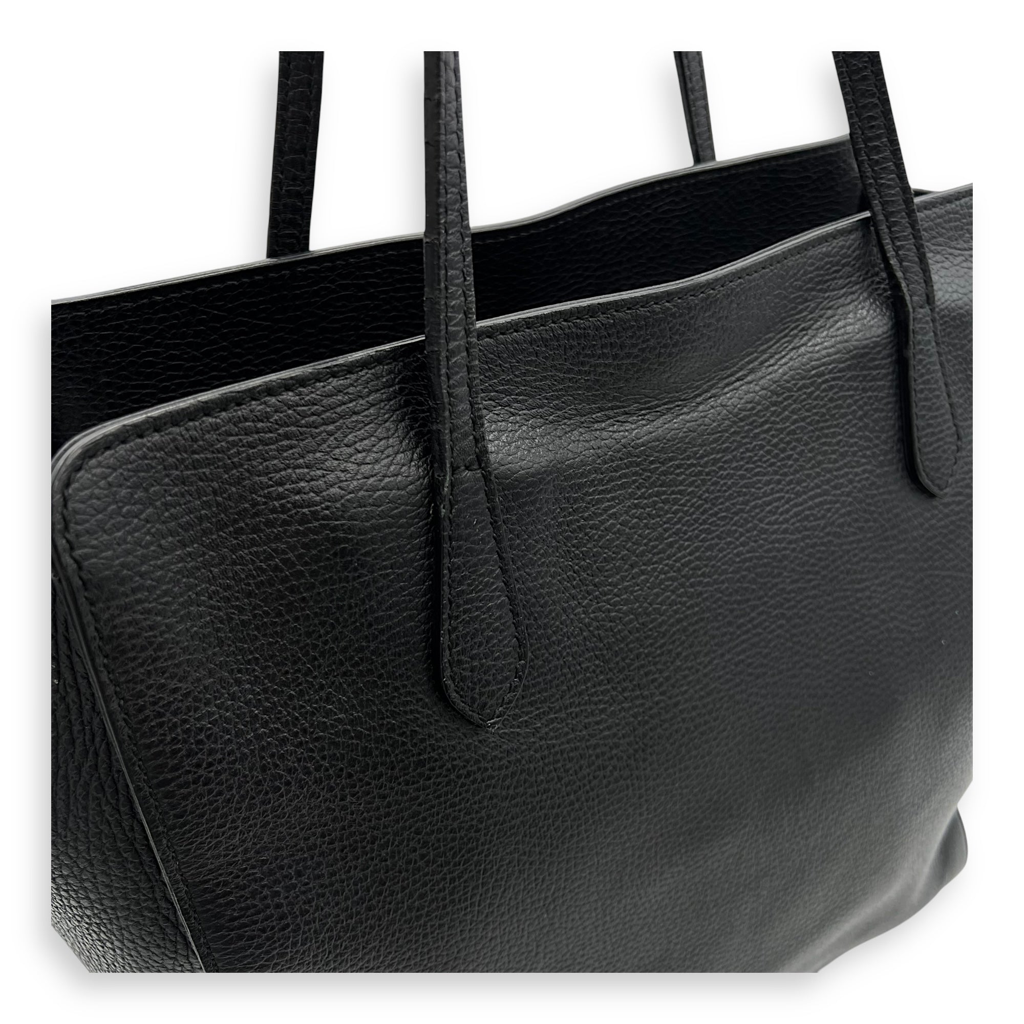 Gucci Interlocking G Tote Bag Black in Calfskin, Gold hardware_14
