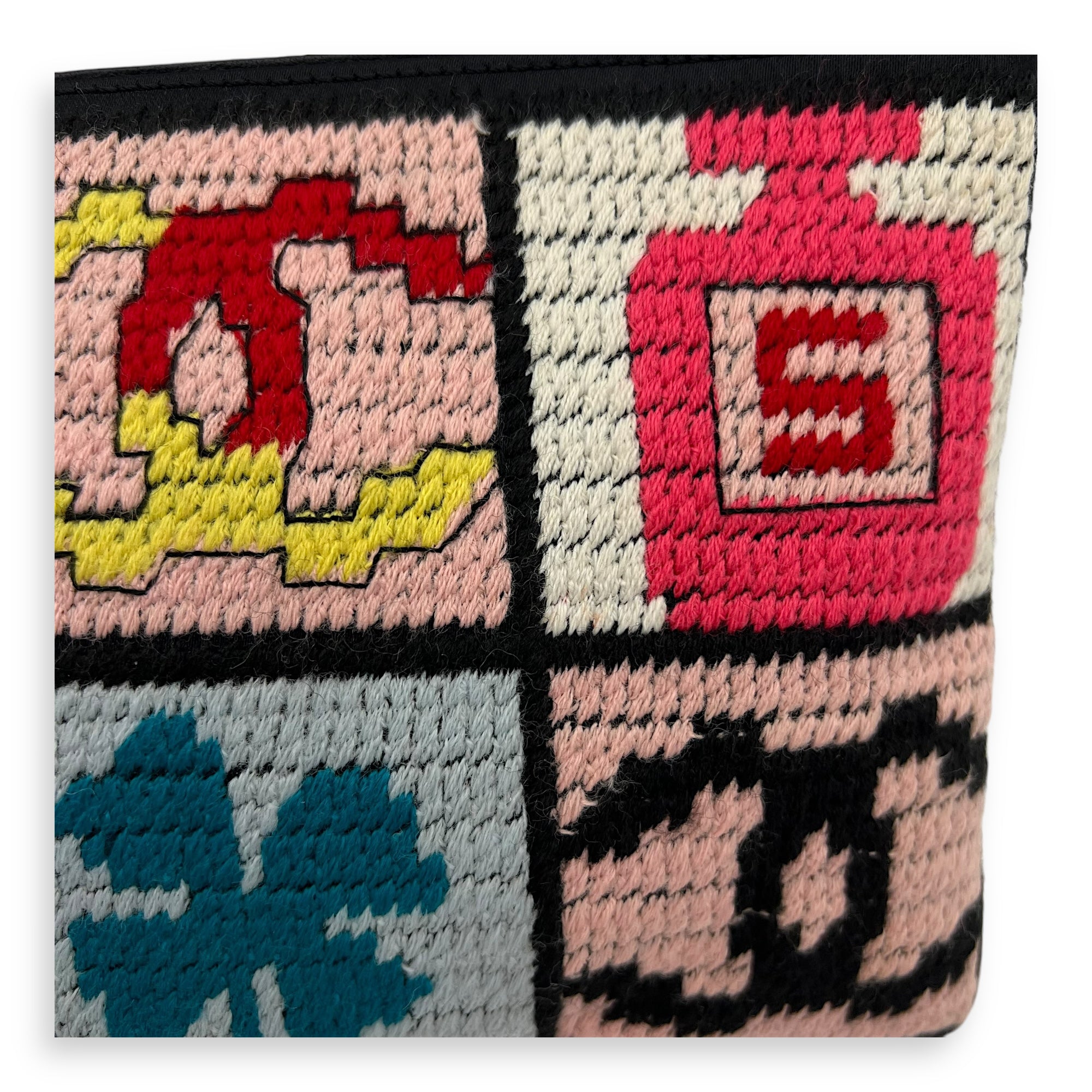 Chanel Patchwork Clutch Multi-colour in Knit, Gold hardware_8