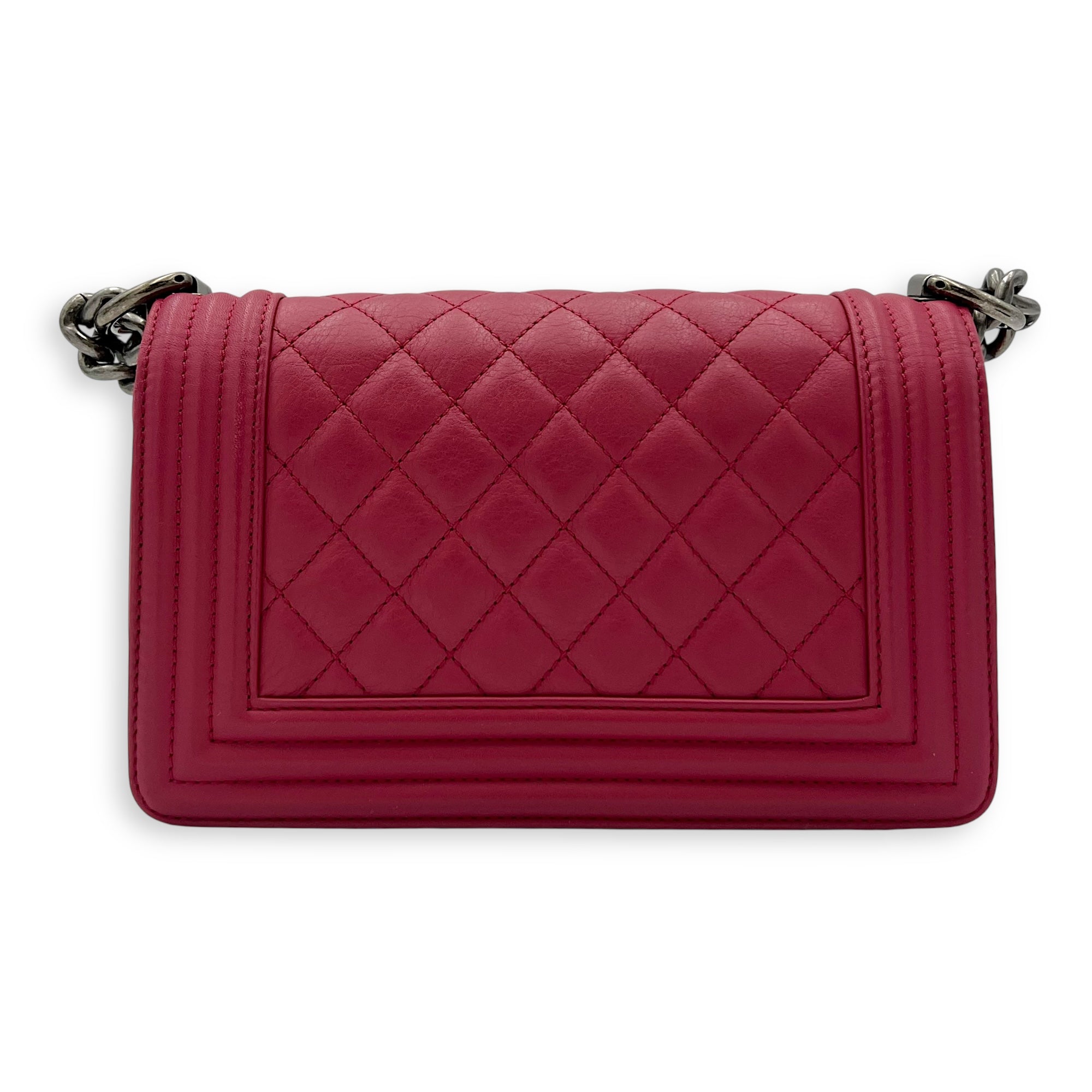 Chanel Boy Shoulder Bag Pink in Calfskin, Ruthenium hardware_2