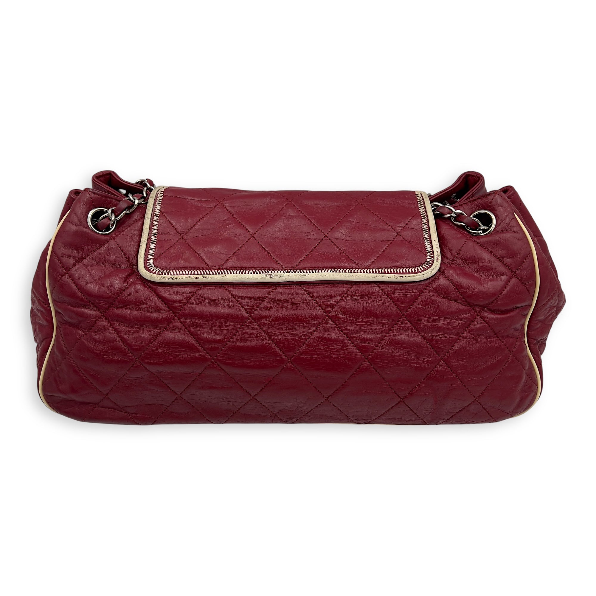Chanel East West Shoulder Bag Red in Calfskin, Silver hardware_2