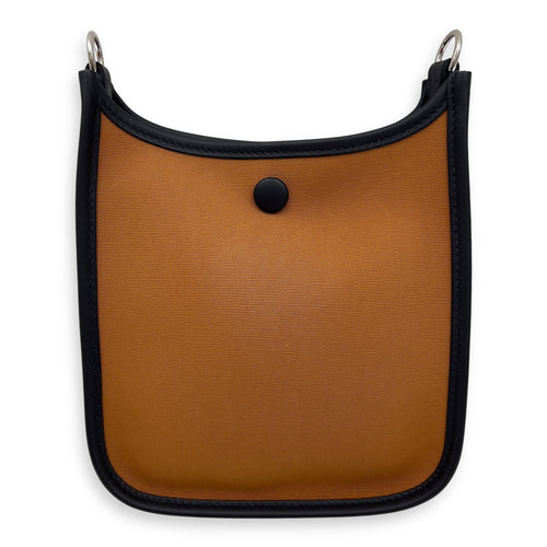 Hermès Evelyne Neo Red Crossbody Bag in Clemence, Palladium hardware_2
