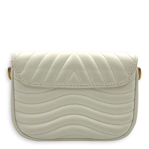 Louis Vuitton New Wave Crossbody Bag White in Calfskin, Gold hardware_2