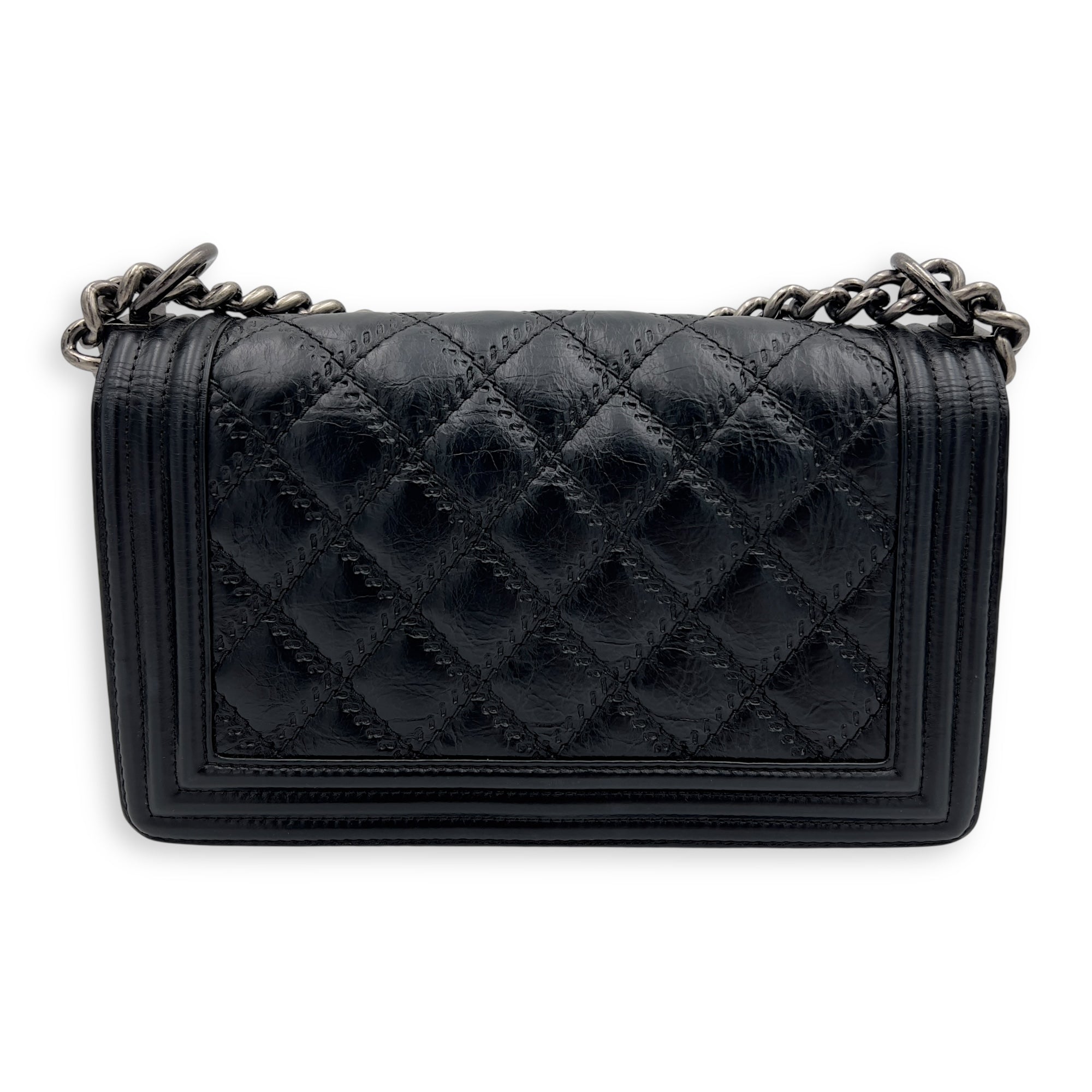 Chanel Boy Medium Black Shoulder Bag in Calfskin, Ruthenium hardware_2