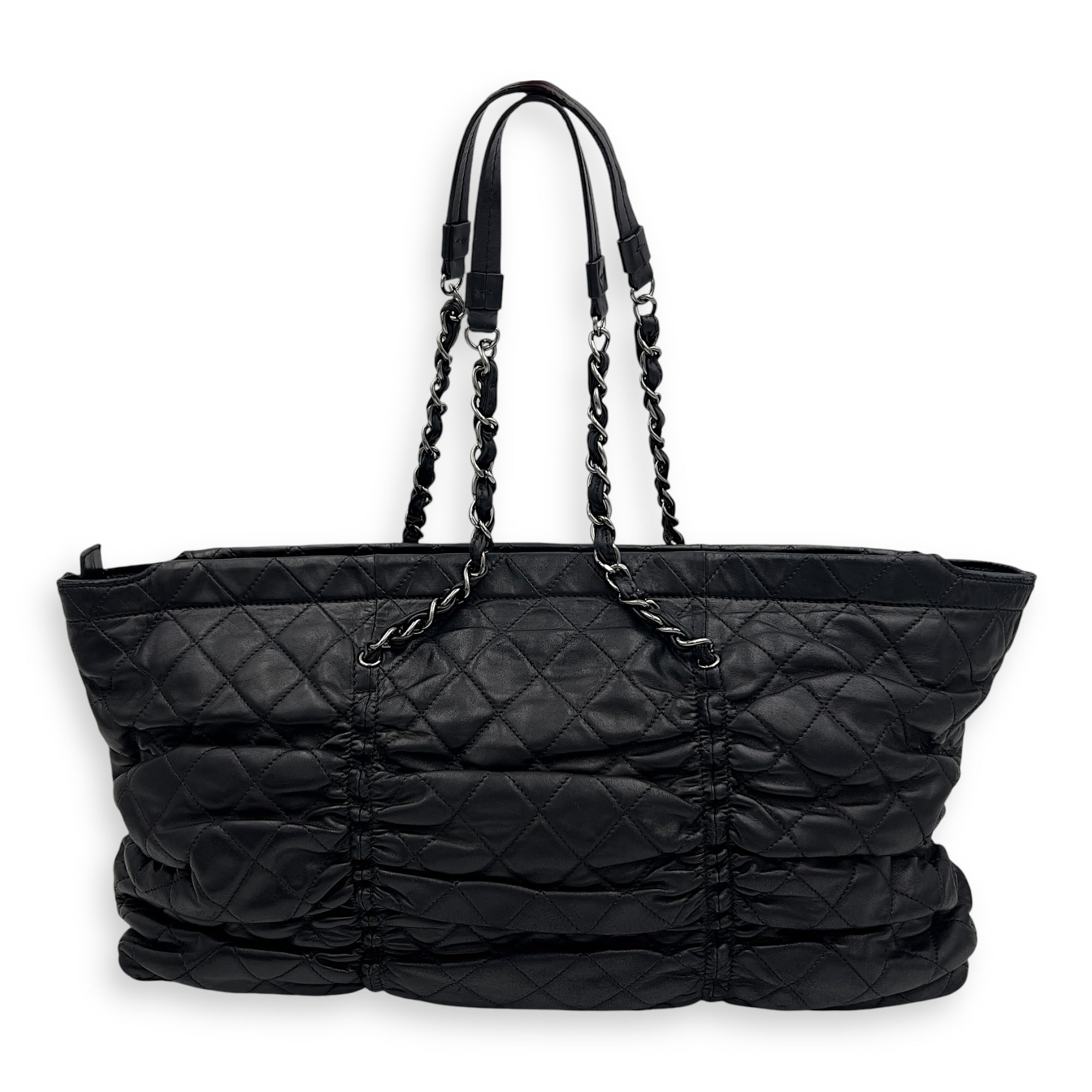 Chanel Gathered Quilted Tote Bag Black in Lambskin, Gunmetal hardware_2