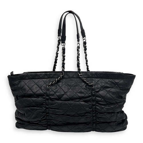 Chanel Gathered Quilted Tote Bag Black in Lambskin, Gunmetal hardware_2