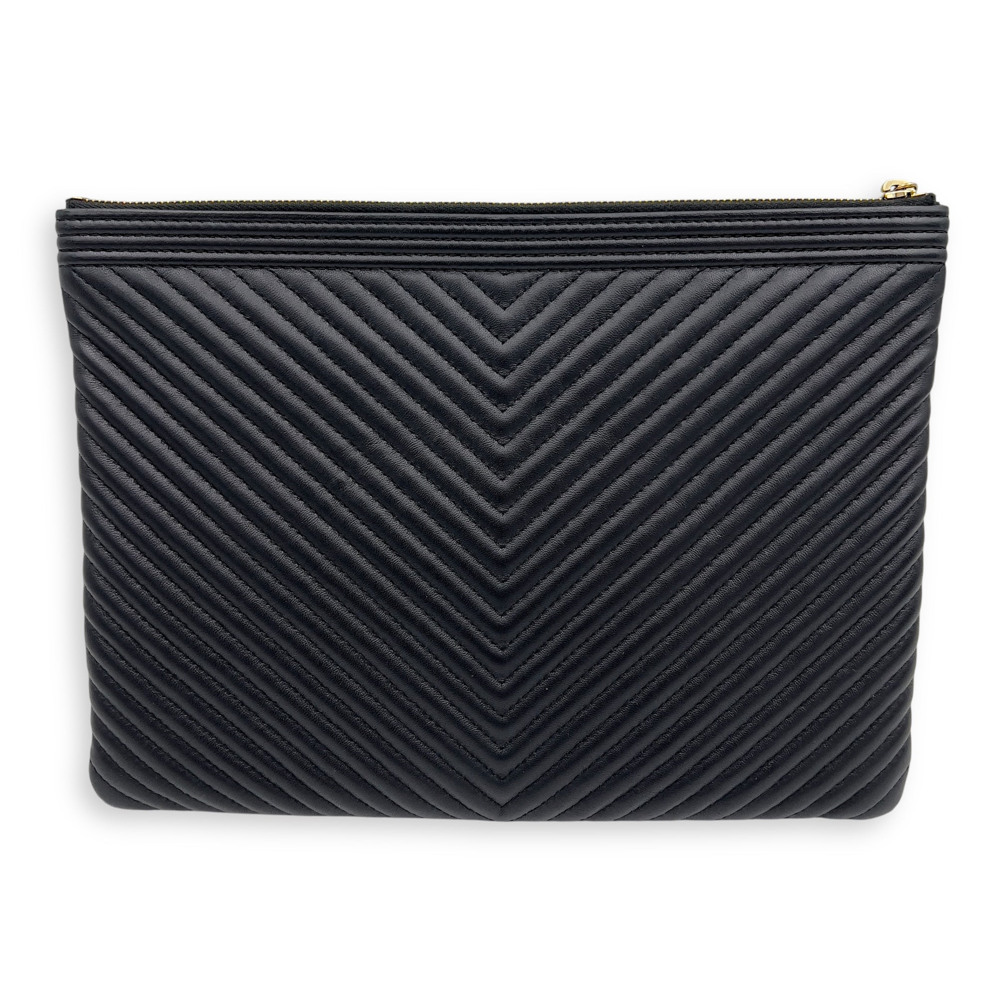 Chanel Chevron Boy Black Clutch in Lambskin, Gold hardware_2
