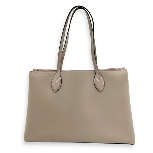 Louis Vuitton Lock Me Beige Tote Bag in Taurillon Leather, Gold hardware_2