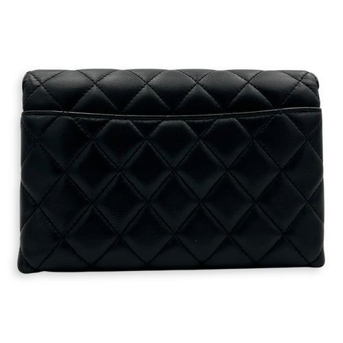 Chanel CC Wristlet Black in Lambskin, Gold hardware_2