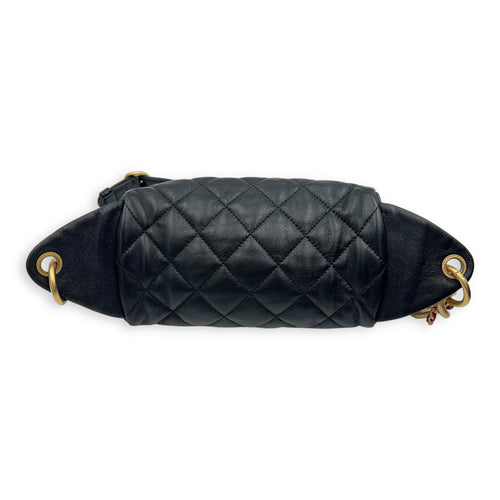 Chanel CC Quilted Belt Bag Black in Calfskin, Gold hardware_2