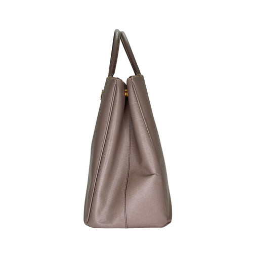 Galleria Extra Large Grey Top Handle Bag in Saffiano Leather, Gold hardware