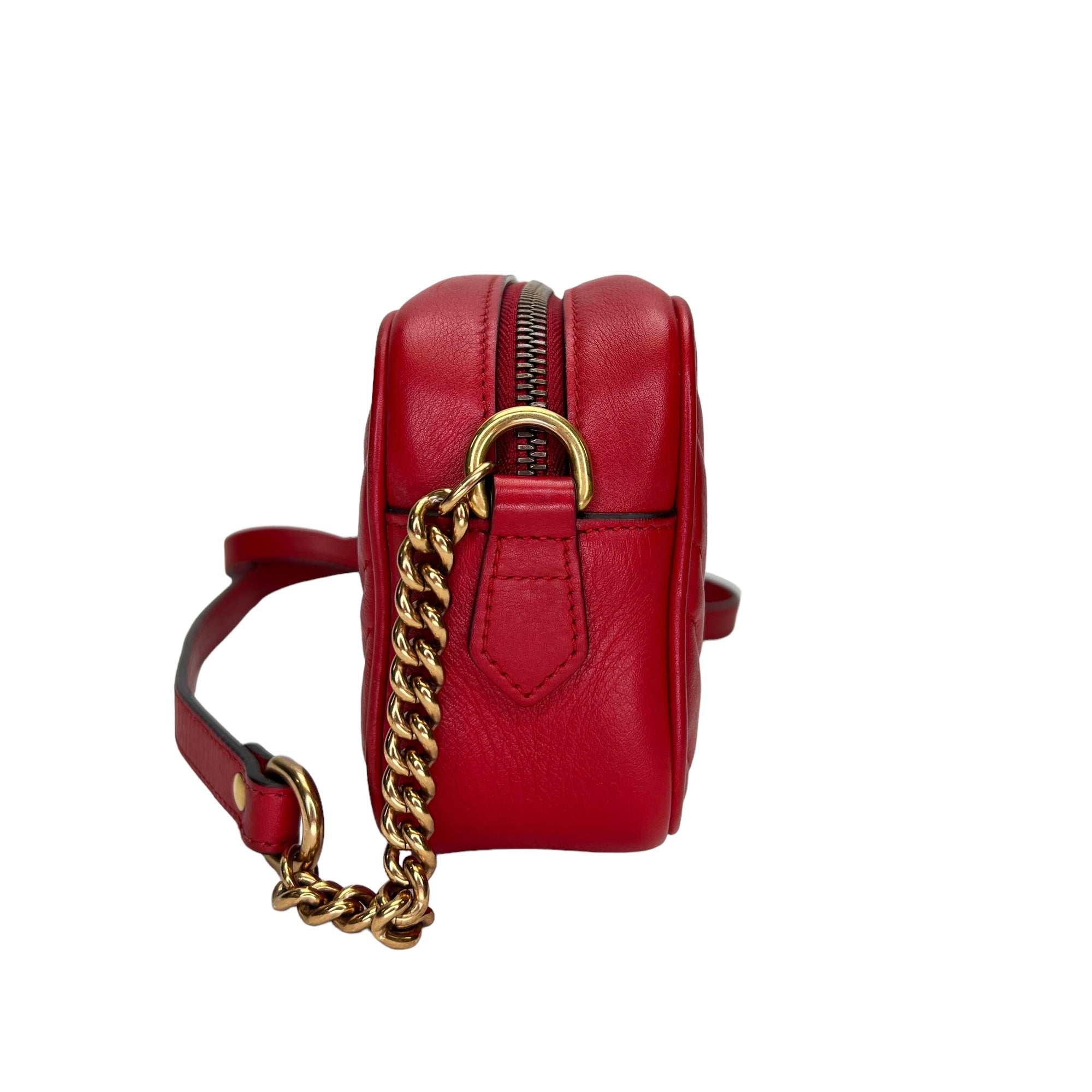 GG Marmont Red Crossbody Bag in Calfskin, Gold hardware