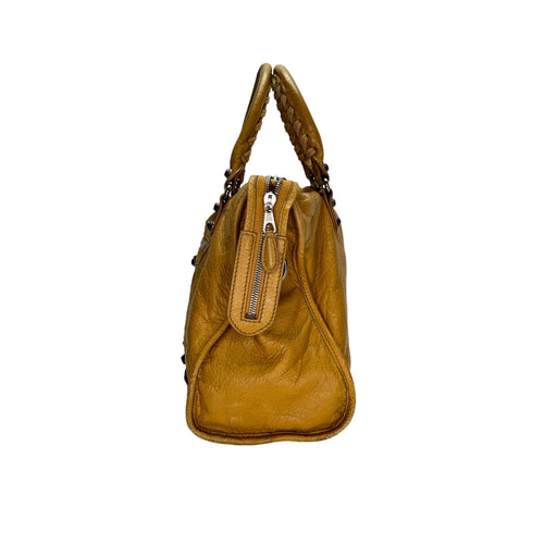 City Medium Yellow Shoulder Bag in Distressed Leather, Silver hardware