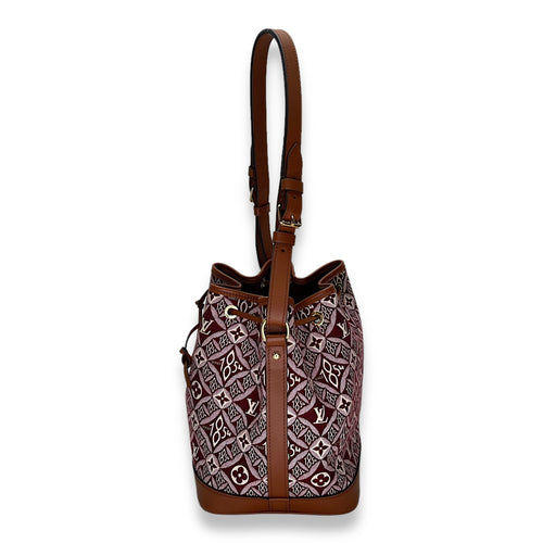 Noe Burgundy Bucket Bag in Jacquard, Gold hardware