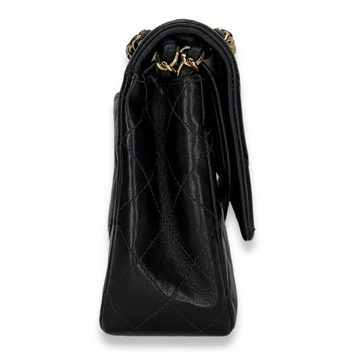 Flap Medium Black Shoulder Bag in Lambskin, Gold hardware