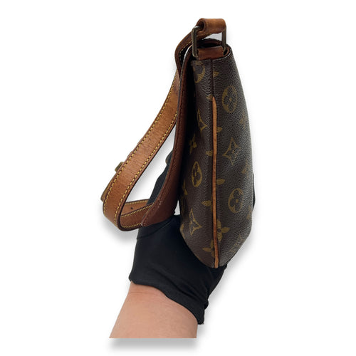 Musette Tango Brown Shoulder Bag in Monogram Coated Canvas, Gold hardware