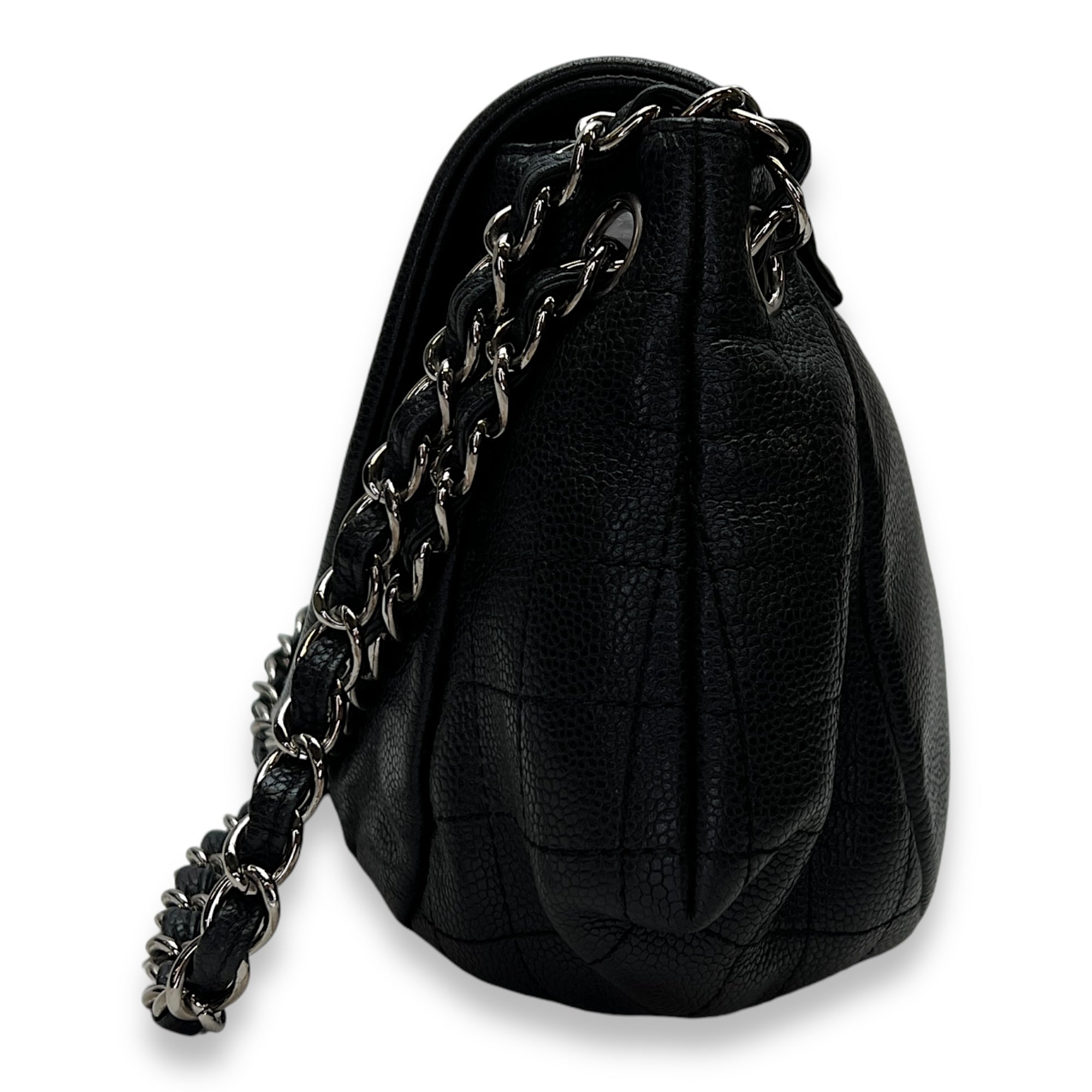 Half Moon Black Shoulder Bag in Caviar Leather, Silver hardware