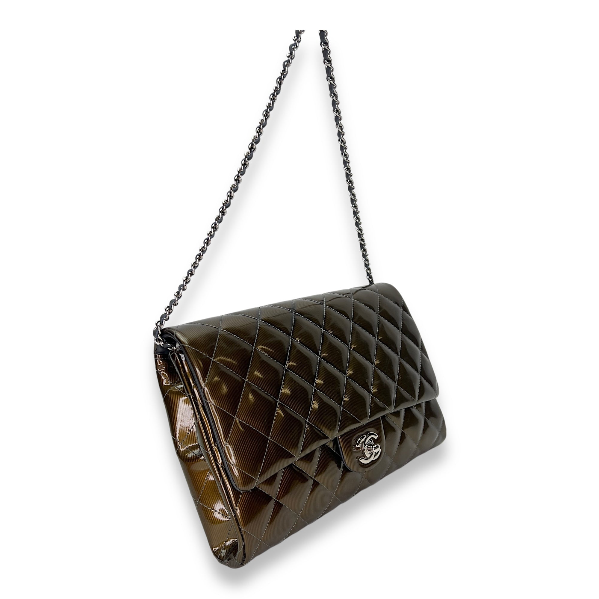 Quilted Flap Green Clutch in Patent Leather, Silver hardware