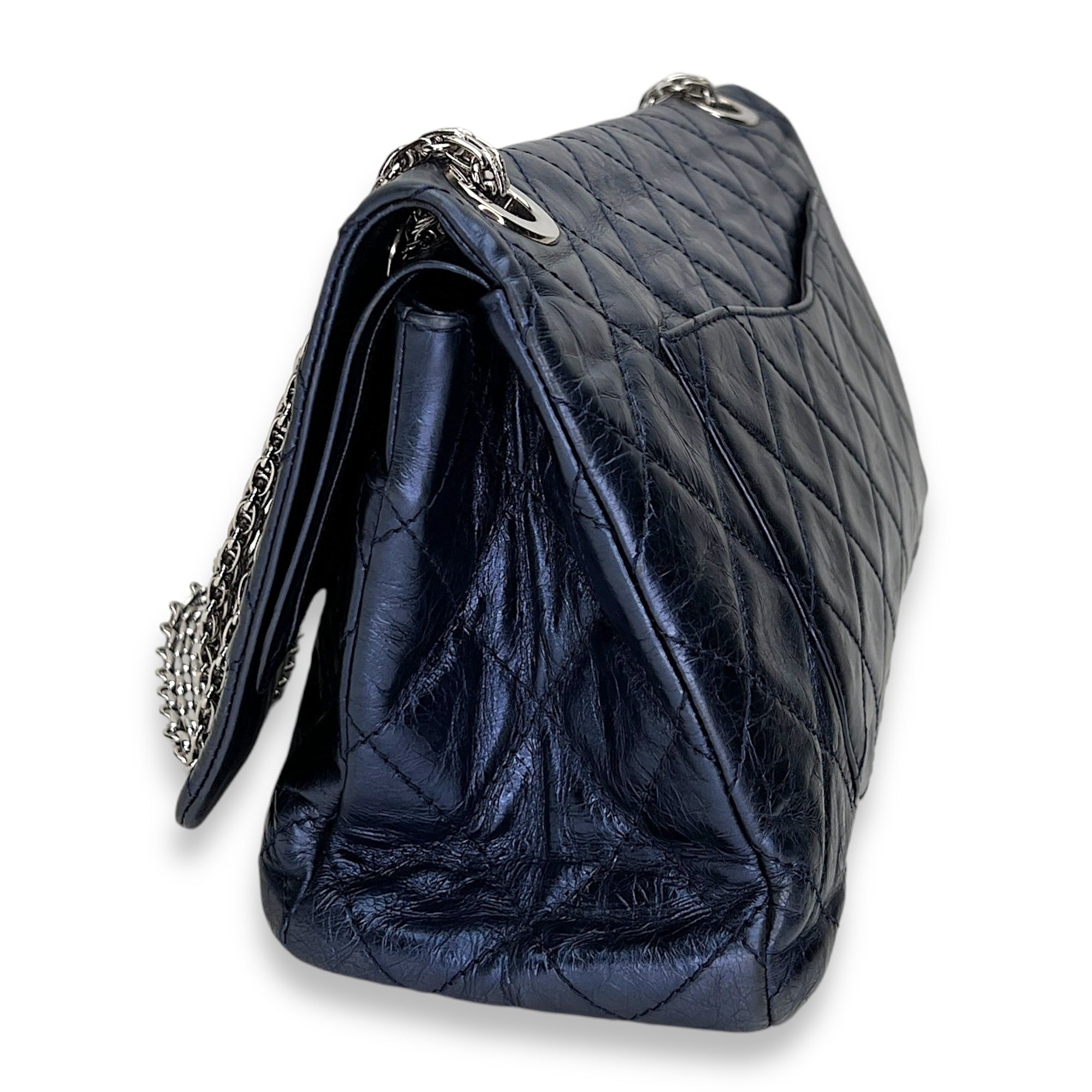 2.55 Large Navy Shoulder Bag in Distressed Leather, Silver hardware