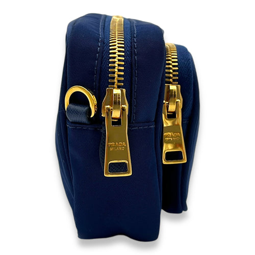 Convertible Wristlet Blue Crossbody Bag in Nylon, Gold hardware