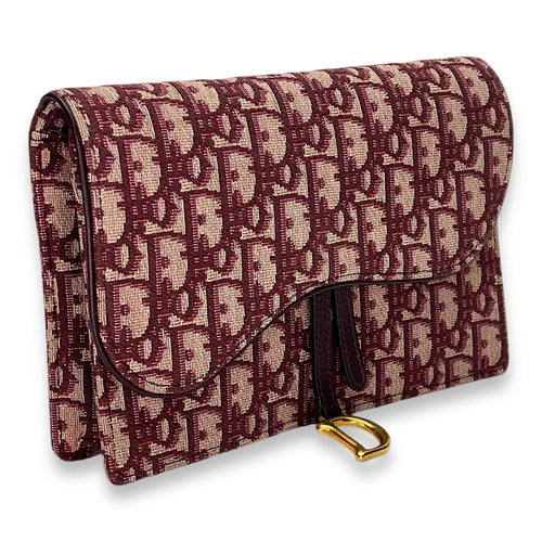 OBLIQUE SADDLE Red Wallet On Chain in Jacquard, Gold hardware