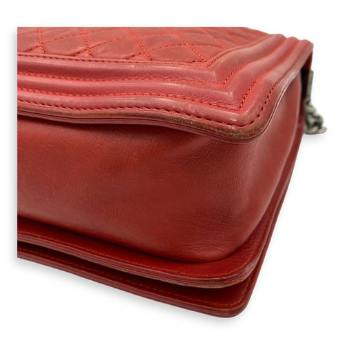 Boy Shoulder Bag Red in Lambskin, Ruthenium hardware