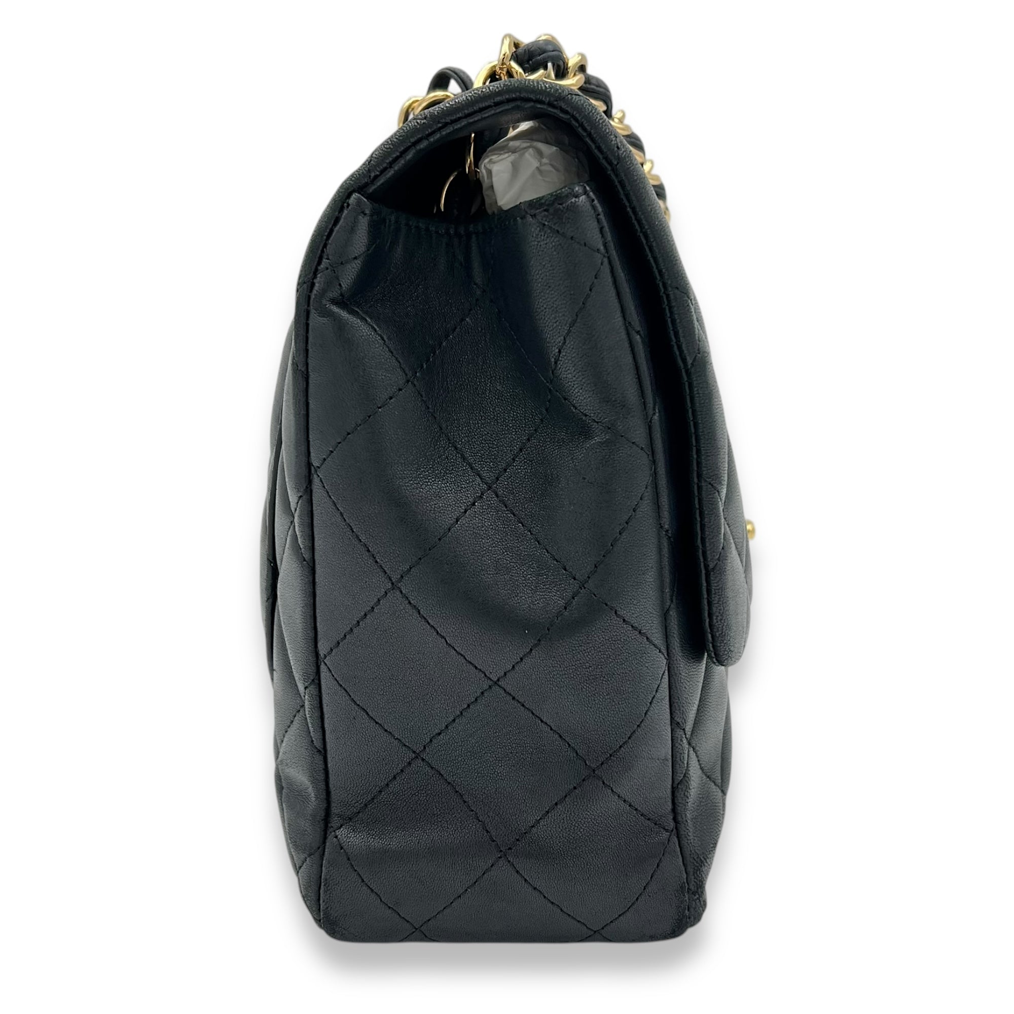 Classic Single Flap Jumbo Black Shoulder Bag in Lambskin, Gold hardware