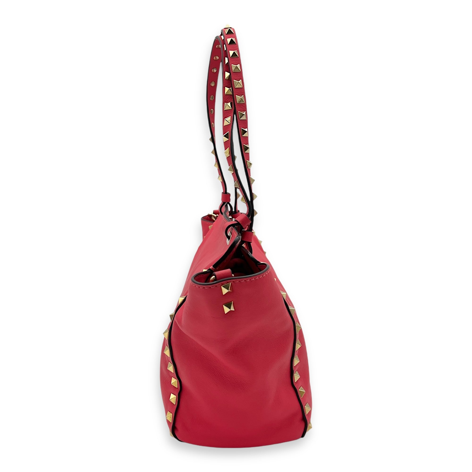 Rockstud Top handle bag in Calfskin, Gold Hardware