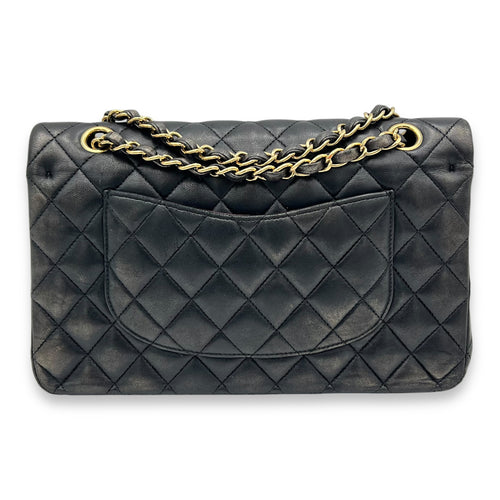 Chanel Classic Medium Black Shoulder Bag in Lambskin, Gold hardware_2