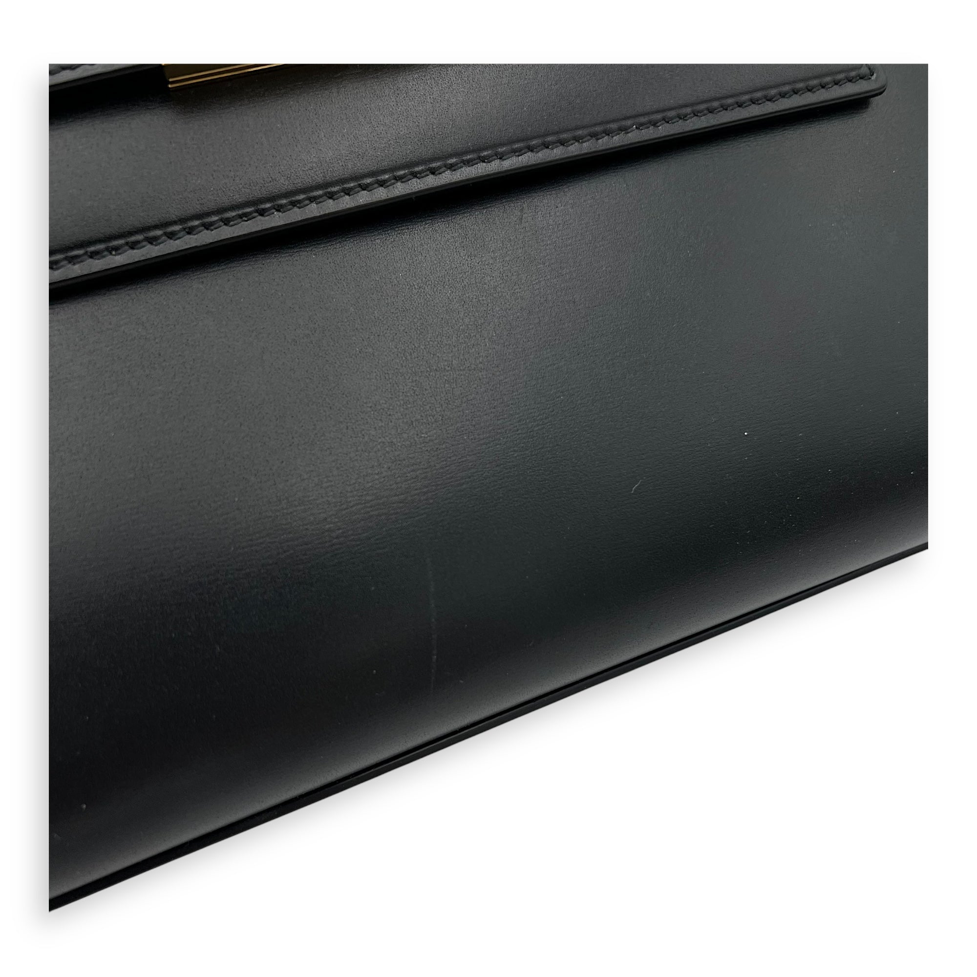 Saint Laurent Manhattan Shoulder Bag Black in Calfskin, Gold hardware_9