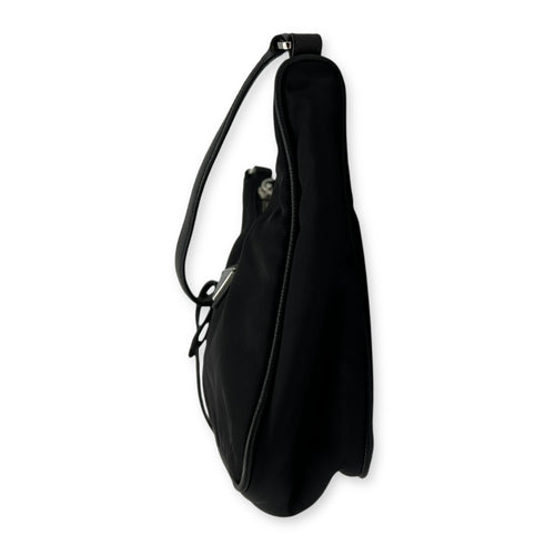 Prada Re-Edition 2000 Shoulder Bag Black in Re-Nylon, Silver hardware_3