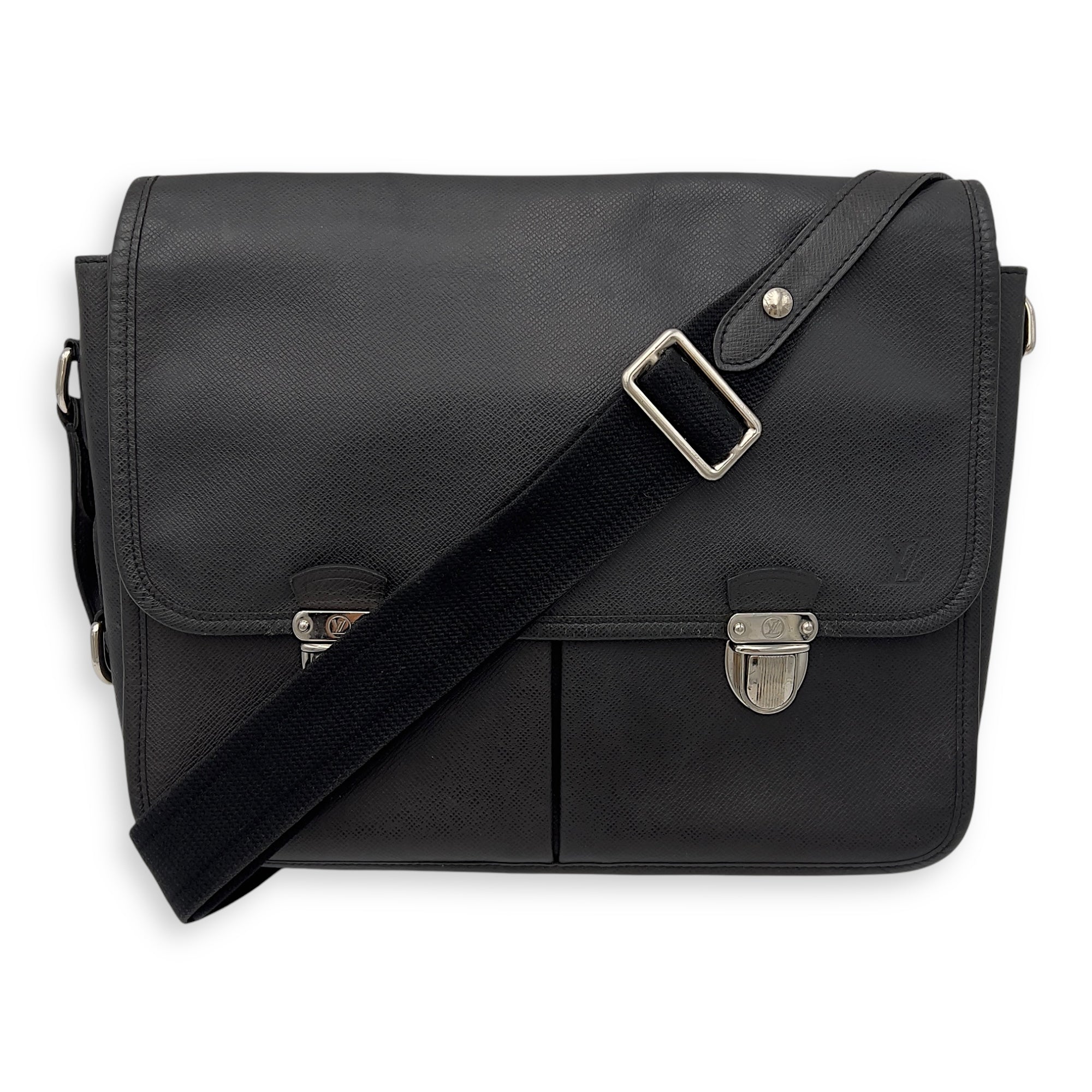 Louis Vuitton Messenger Crossbody Bag MM Black in Taiga Leather, Silver hardware_10