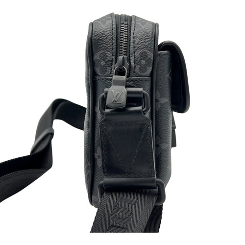 Louis Vuitton Getaway Eclipse Messenger in Monogram Coated Canvas, Black hardware_3