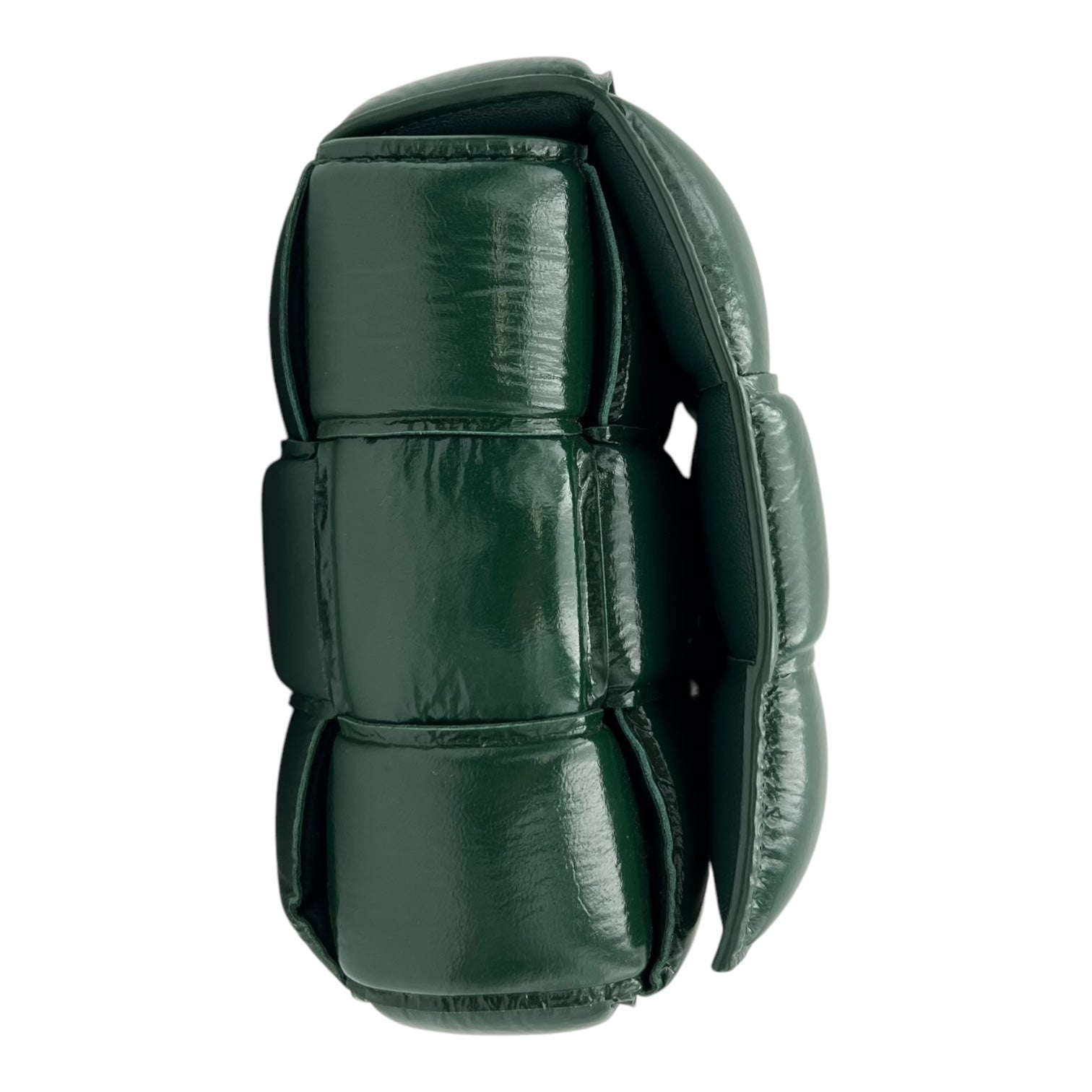Bottega Veneta Cassette Shoulder Bag Green in Patent Leather, Gold hardware_3