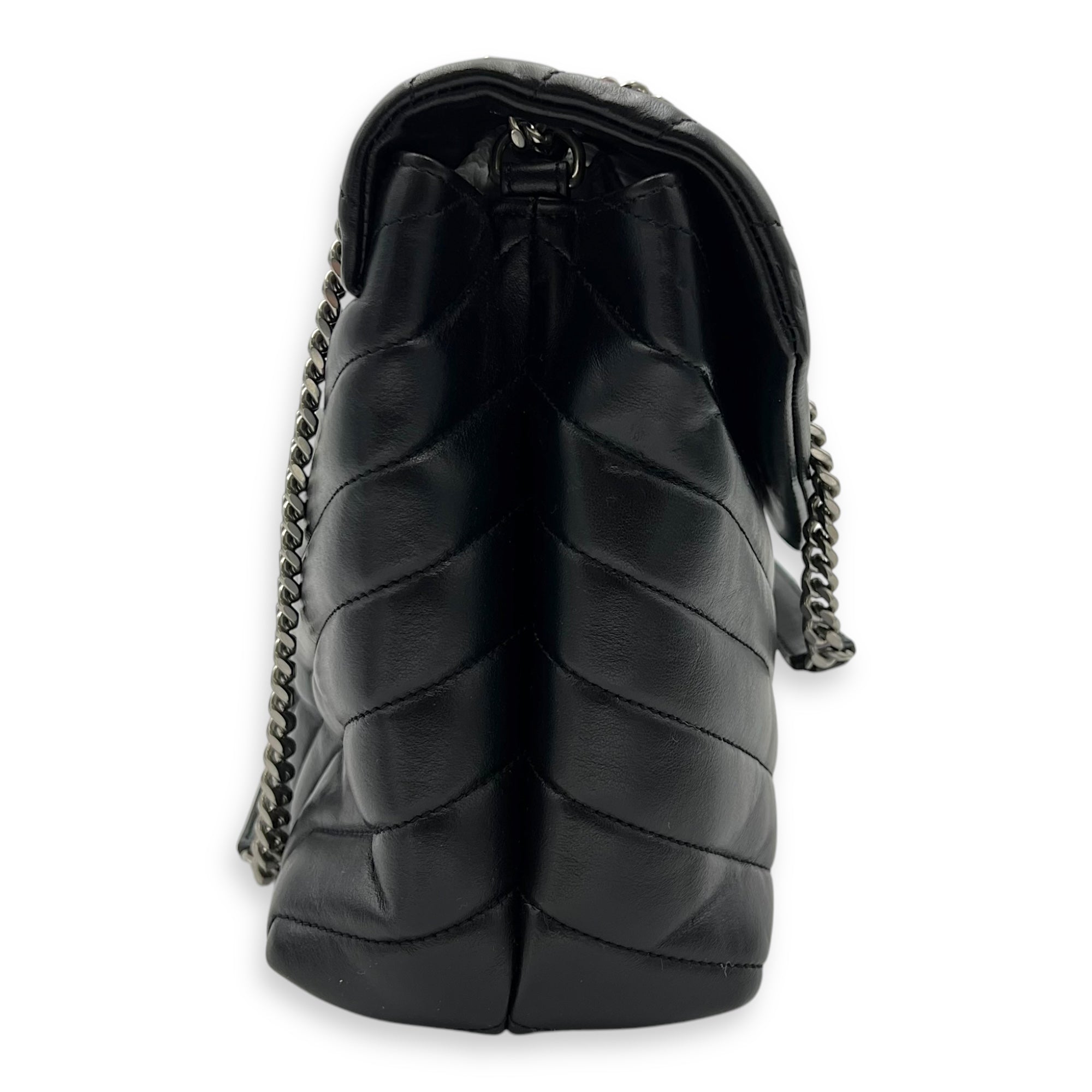 Saint Laurent Loulou Shoulder Bag Small Black in Calfskin, Silver hardware_3