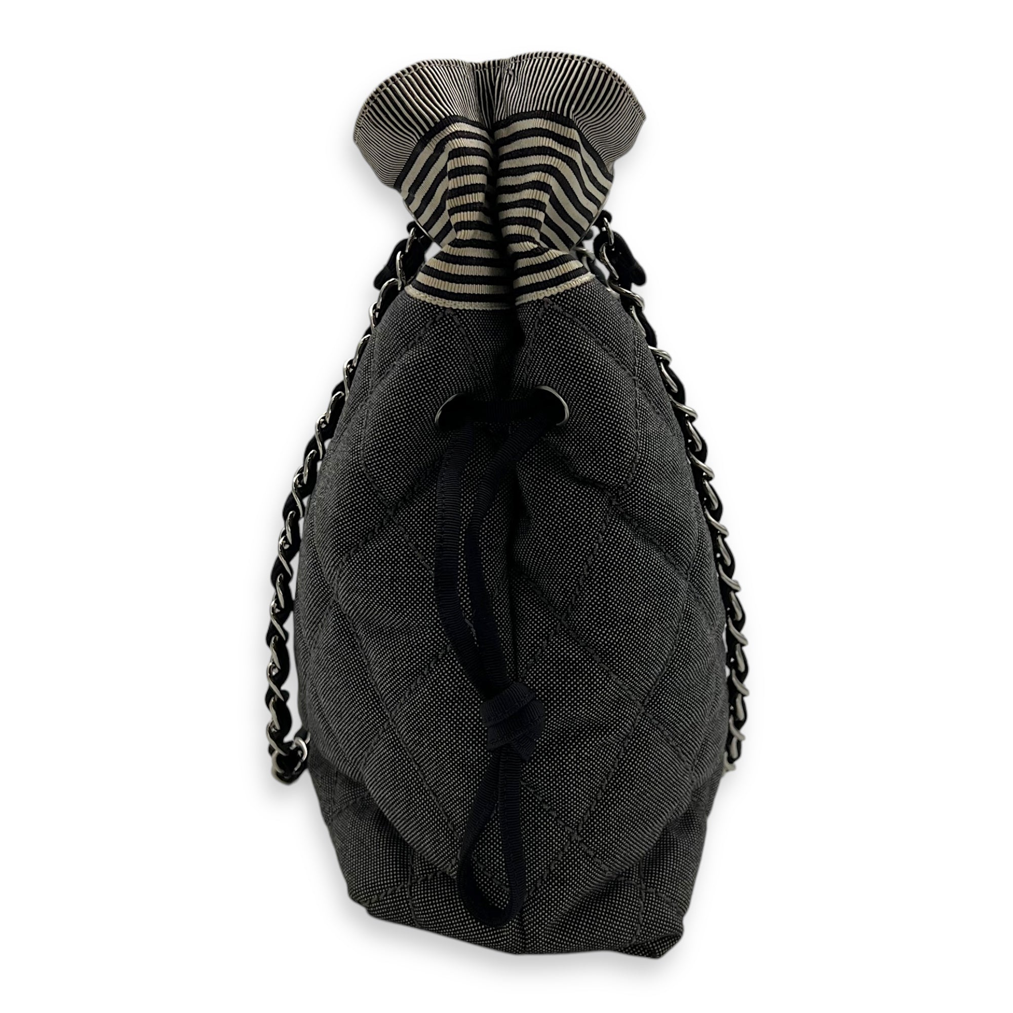 Chanel Others Tote Bag Grey in Canvas, Silver hardware_3