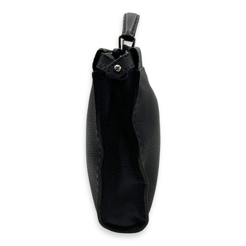 Fendi Peekaboo Top Handle Bag Black in Calfskin, Silver hardware_3