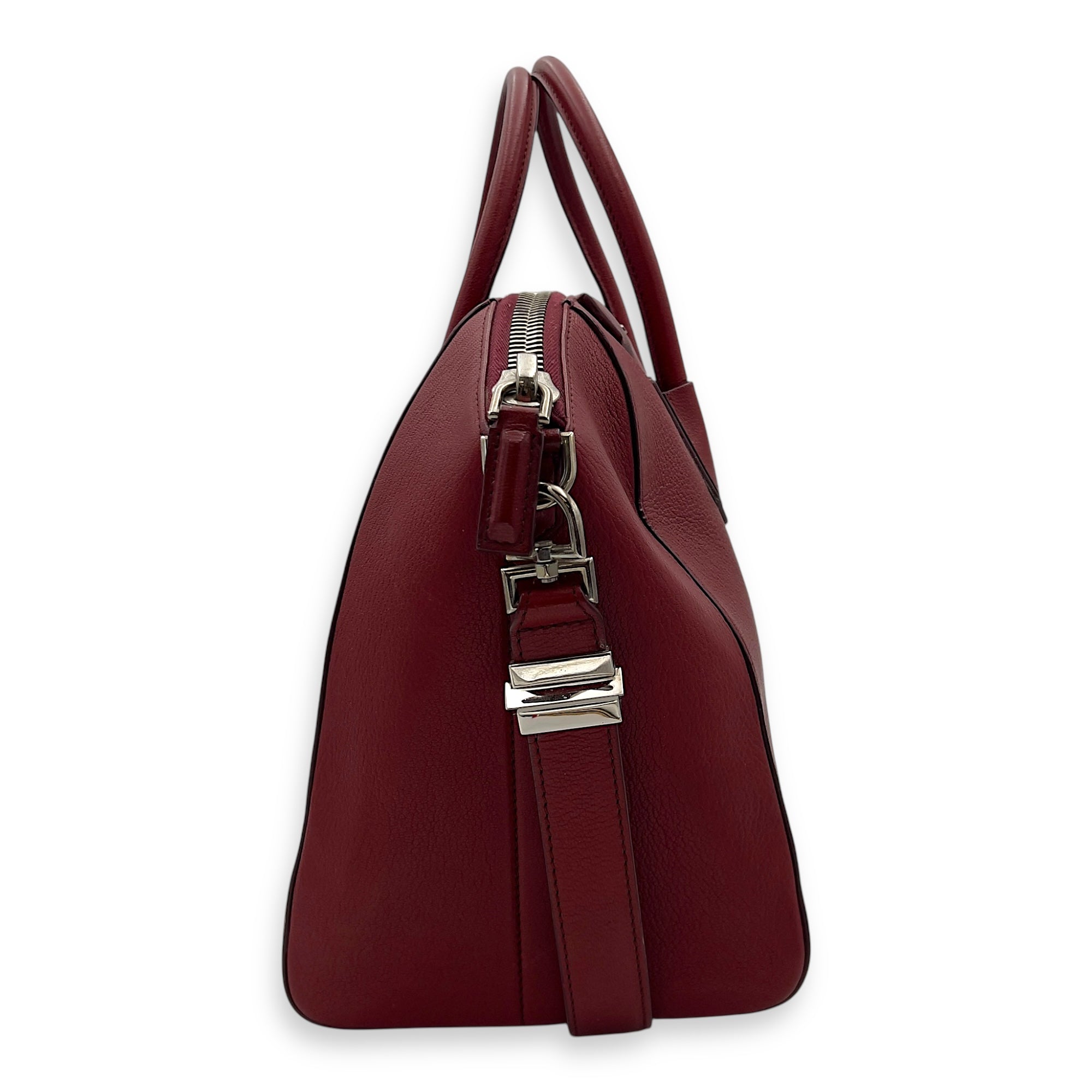 Givenchy Antigona Top Handle Bag Red in Calfskin, Gold hardware_3